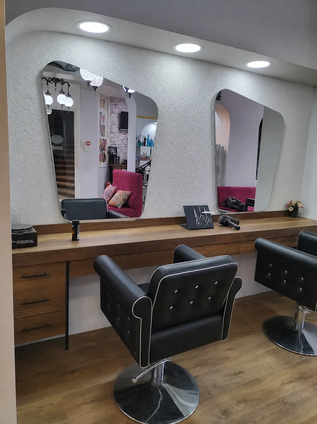 Kuaför Salonu İç Tasarım Uygulaması